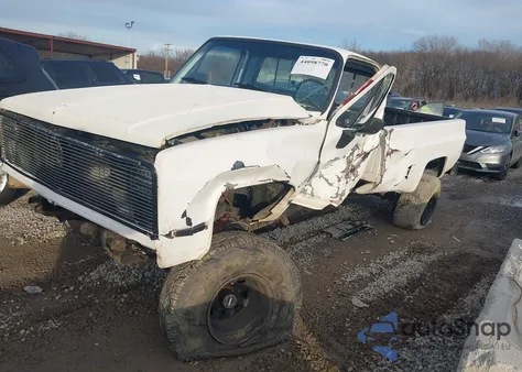 1982 Chevrolet C10 from USA, damaged, VIN 02GCDC14H2C115930